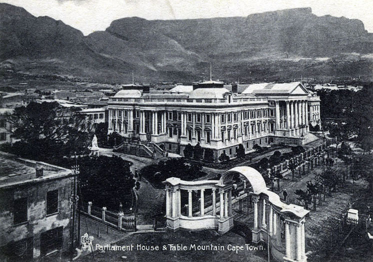 Parliament House and Table Mountain, Cape Town circa 1900